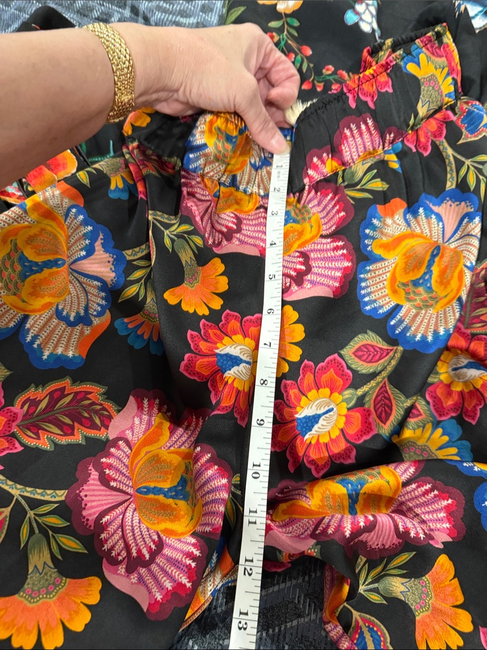 Johnny Was Luxurious Silk Black Floral Pants with Embroidered side Panels - Picture 11 of 13